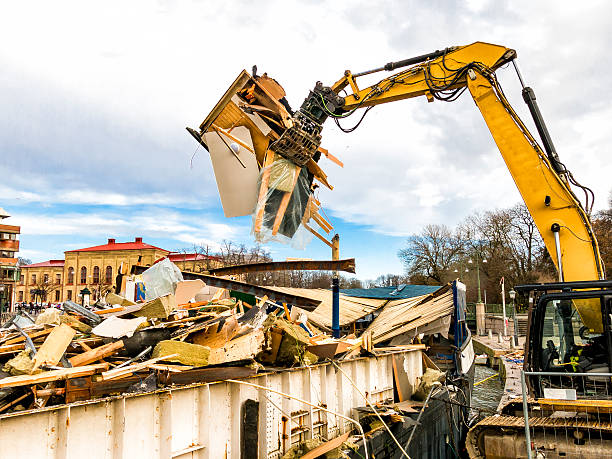 Best Construction Debris Removal  in Larch Y, WA